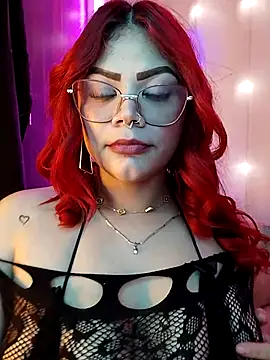 IamAlana  online show from June 7, 12:09 pm