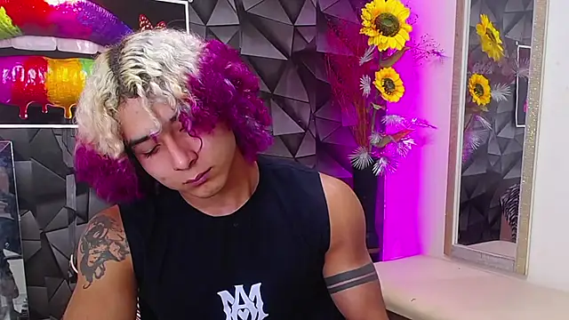 Demitryo online show from February 4, 4:15 am