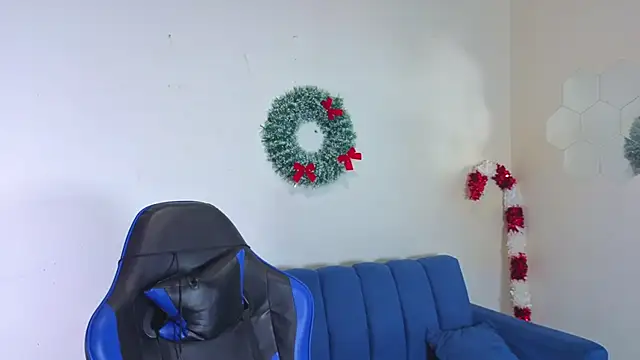 Demitryo online show from December 17, 4:18 am