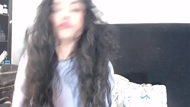 Snapshot of lolaa_staars chatting on February 9, 3:00 am lolaa staars online show from February 9, 3:00 am