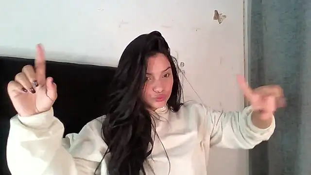 Snapshot of lolaa_staars chatting on November 22, 7:51 am lolaa staars online show from November 22, 7:51 am