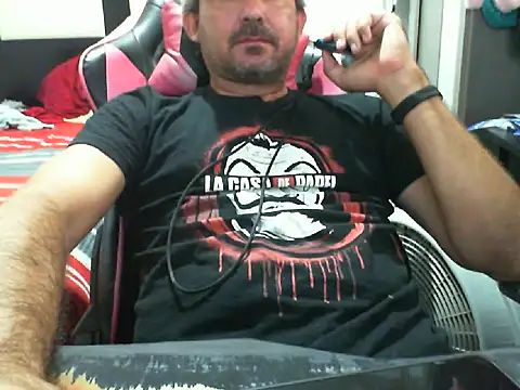 noel329 online show from May 30, 8:39 pm