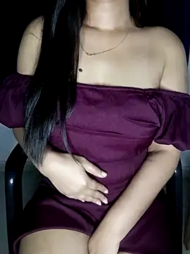 Ms Neera online show from February 3, 9:09 pm