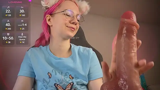 Snapshot of mariel_a_gold chatting on March 17, 5:12 am mariel a gold online show from March 17, 5:12 am