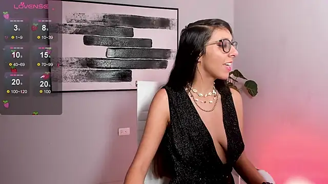 Snapshot of luna_willians chatting on March 6, 12:09 pm luna willians online show from March 6, 12:09 pm