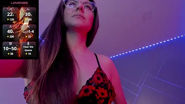 Ich Bin Julia online show from December 7, 9:11 pm