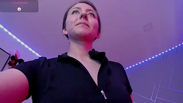 Ich Bin Julia online show from January 16, 5:55 pm