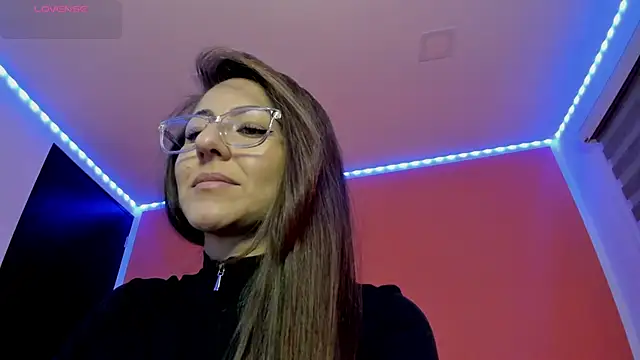 Ich Bin Julia online show from April 23, 9:41 am