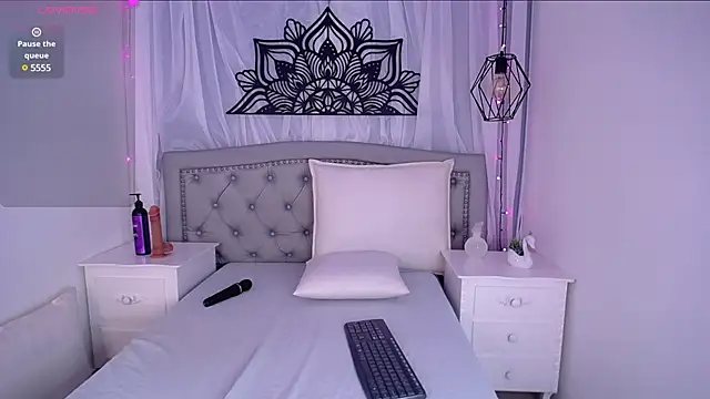 Snapshot of Ariana_ceballos chatting on February 13, 11:39 am Ariana ceballos online show from February 13, 11:39 am