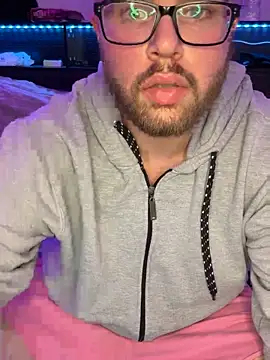 Snapshot of Comfortable_Bite chatting on November 15, 10:56 am Comfortable Bite online show from November 15, 10:56 am