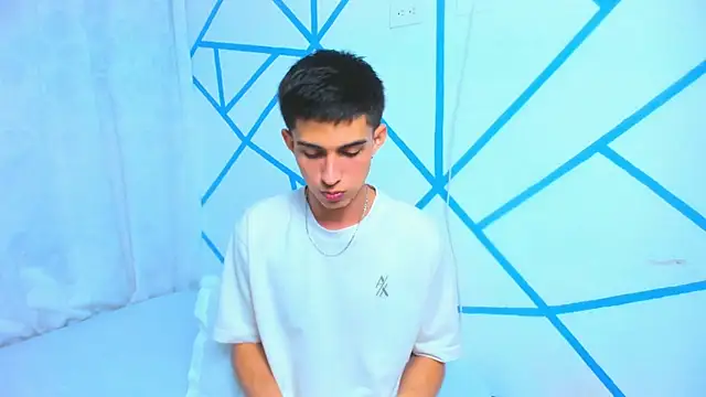 liam scott77 online show from November 2, 11:51 pm