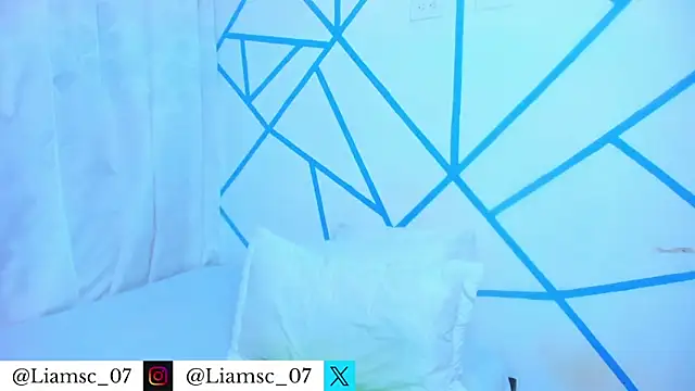 liam scott77 online show from December 14, 10:47 pm