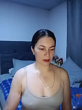renata hot1 online show from June 23, 2:42 am