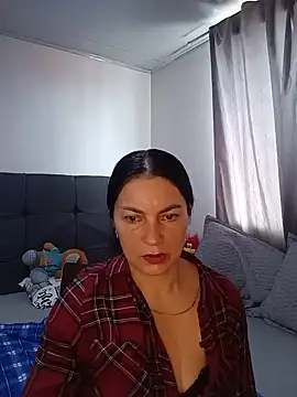 renata hot1 online show from June 30, 7:04 pm