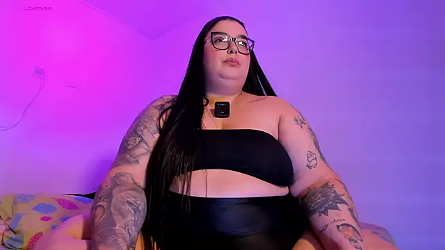 Snapshot of Apriilpeach_ chatting on November 10, 11:26 pm Apriilpeach online show from November 10, 11:26 pm