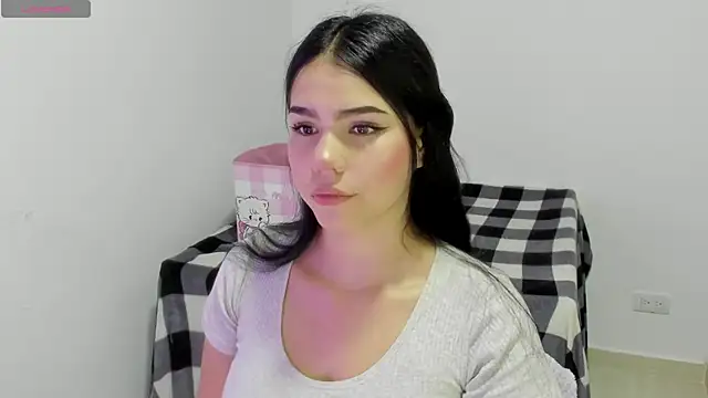 Snapshot of Natasha_su_ chatting on February 2, 1:02 am Natasha su online show from February 2, 1:02 am