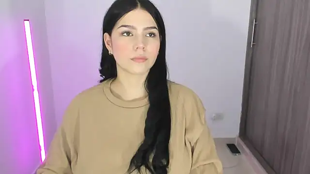 Snapshot of Natasha_su_ chatting on November 15, 7:32 pm Natasha su online show from November 15, 7:32 pm