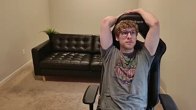 BlueEyedTallGuy94 online show from September 12, 1:17 am