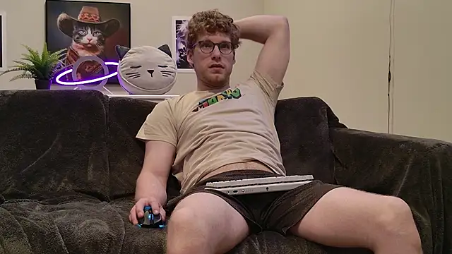 BlueEyedTallGuy94 online show from November 1, 6:43 pm