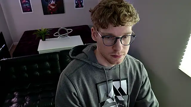 BlueEyedTallGuy94 online show from March 11, 9:10 pm