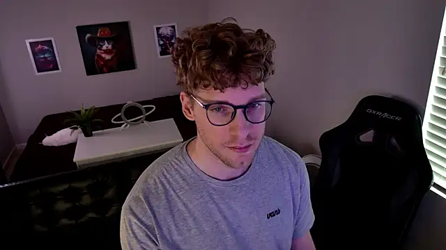 BlueEyedTallGuy94 online show from March 24, 8:36 pm