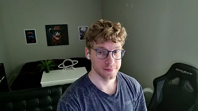 BlueEyedTallGuy94 online show from March 25, 9:21 pm