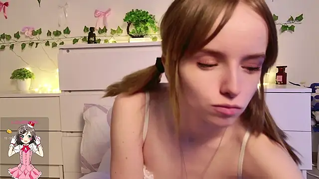 b4by LoL1 online show from March 23, 12:36 am