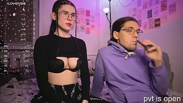 Snapshot of passiondesire_ chatting on November 10, 8:08 pm passiondesire online show from November 10, 8:08 pm