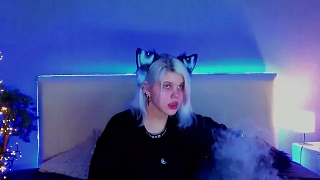 JoannLowe online show from March 6, 7:10 pm