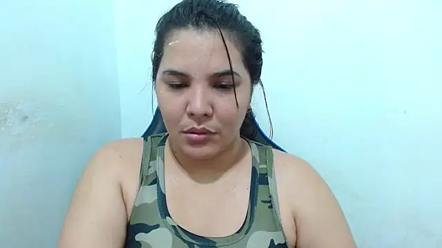 Snapshot of sinay024 chatting on July 24, 3:48 am sinay024 online show from July 24, 3:48 am
