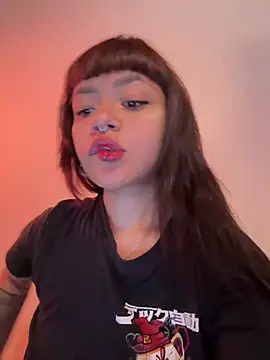 Snapshot of Ashley_Chriss chatting on January 8, 5:59 am Ashley Chriss online show from January 8, 5:59 am