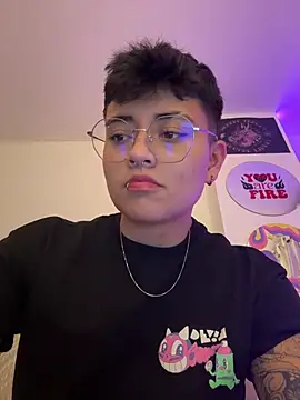 Snapshot of Ashley_Chriss chatting on February 7, 1:36 am Ashley Chriss online show from February 7, 1:36 am