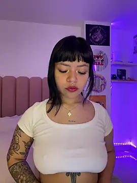 Snapshot of Ashley_Chriss chatting on March 19, 2:05 am Ashley Chriss online show from March 19, 2:05 am