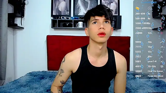 Snapshot of Tayson_Rivers chatting on January 23, 7:40 pm Tayson Rivers online show from January 23, 7:40 pm