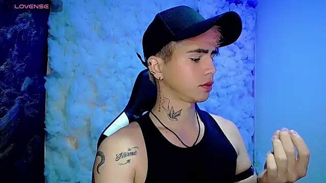 Tayson Rivers online show from February 4, 5:24 am