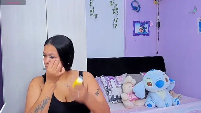 sara mendez2 online show from September 15, 11:38 pm