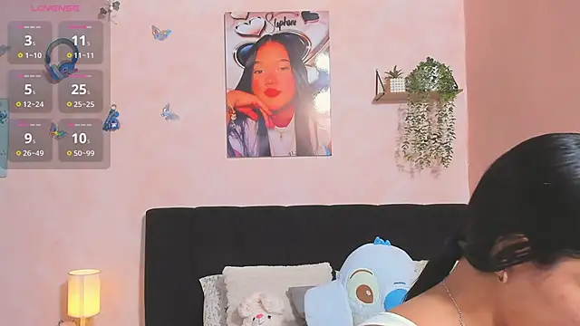 Snapshot of sara_mendez2 chatting on June 13, 11:35 pm sara mendez2 online show from June 13, 11:35 pm
