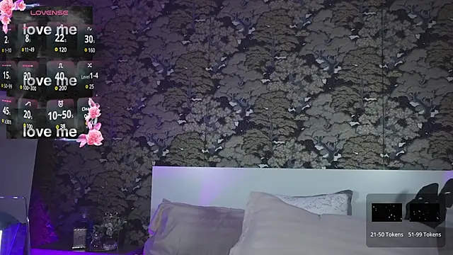 BrianaGolddenn online show from February 20, 10:37 pm