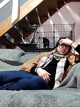 TheKing966 online show from February 2, 7:45 pm