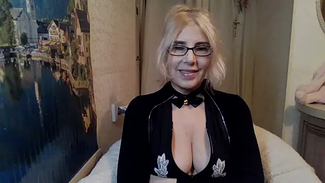 Snapshot of sweet_raspberry chatting on January 19, 3:21 pm sweet raspberry online show from January 19, 3:21 pm