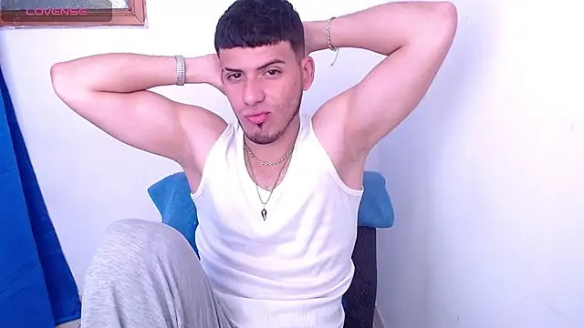 Snapshot of JackOcean chatting on September 21, 3:46 pm JackOcean online show from September 21, 3:46 pm