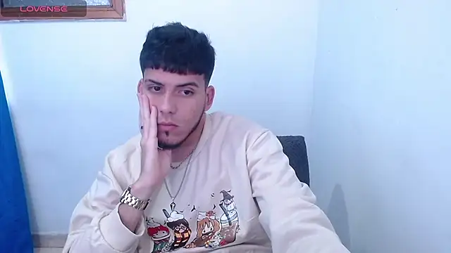 Snapshot of JackOcean chatting on October 22, 9:36 pm JackOcean online show from October 22, 9:36 pm