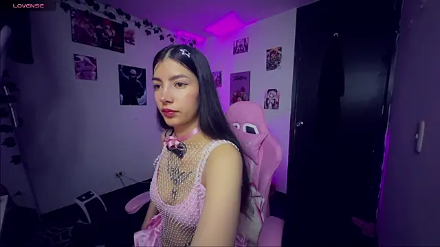 Snapshot of cami_mila9 chatting on May 20, 7:25 am cami mila9 online show from May 20, 7:25 am