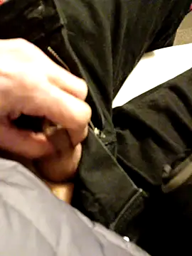 Snapshot of sjorgiogeorge chatting on February 6, 7:18 pm sjorgiogeorge online show from February 6, 7:18 pm