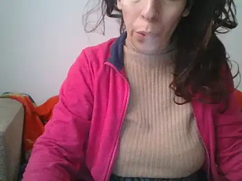 Snapshot of hairygirl80 chatting on February 18, 8:49 am hairygirl80 online show from February 18, 8:49 am