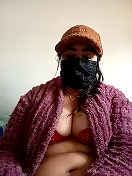 Snapshot of Jawahir-pretty-women chatting on December 25, 11:22 am Jawahir-pretty-women online show from December 25, 11:22 am