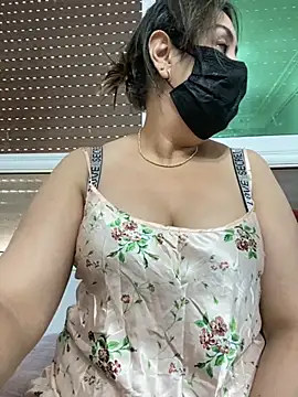 Snapshot of Jawahir-pretty-women chatting on October 27, 10:19 am Jawahir-pretty-women online show from October 27, 10:19 am