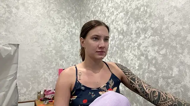 AnneBall online show from December 21, 3:42 pm