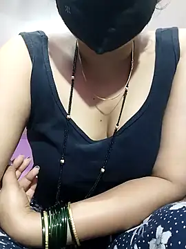 Snapshot of Kashish_18 chatting on July 2, 2:01 pm Kashish 18 online show from July 2, 2:01 pm