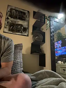 Snapshot of SmokingSloth chatting on February 8, 1:11 am SmokingSloth online show from February 8, 1:11 am